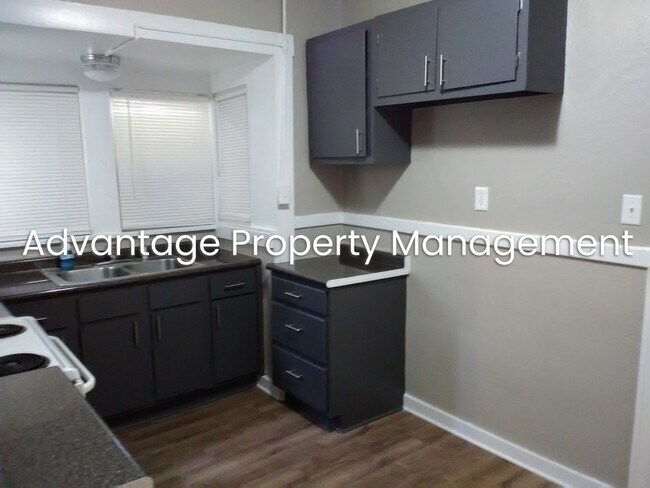 Building Photo - University of Memphis Area Home for Rent