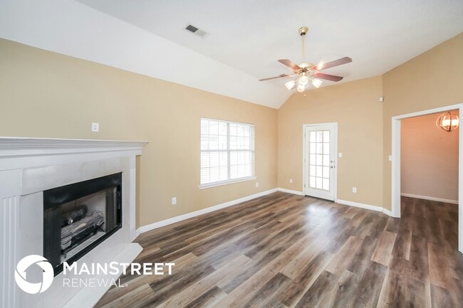 Foto del edificio - 5691 Eagleston Dr