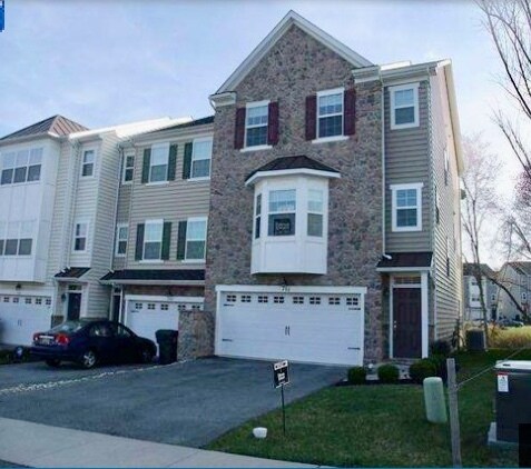 Foto del edificio - 496 Jacobsen Drive