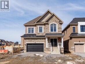 Building Photo - 114 Seguin St