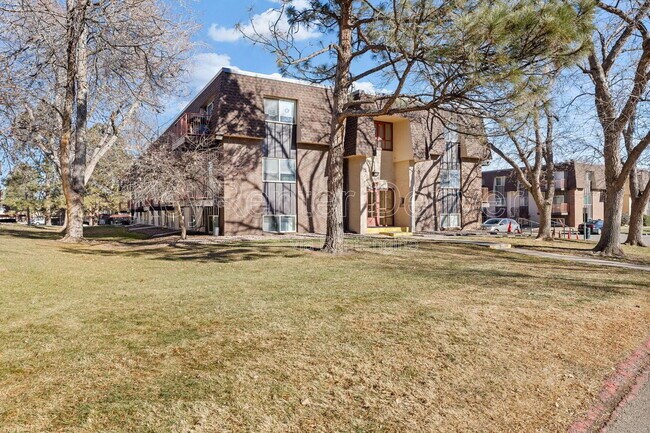 Foto del edificio - 7755 E Quincy Ave