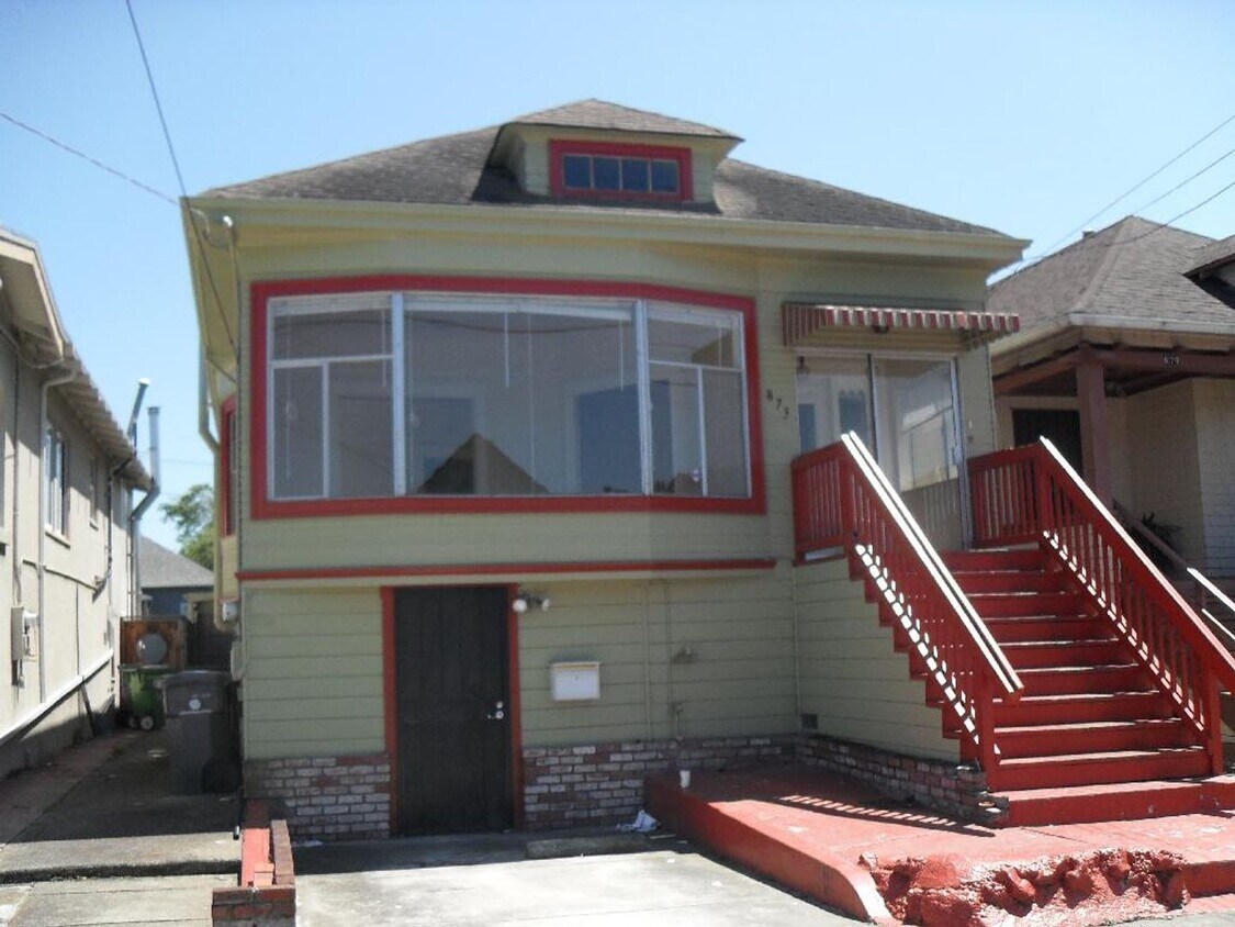 Primary Photo - 1/2 Off First Month's Rent, 5Bdrm, 3Bath, SFR