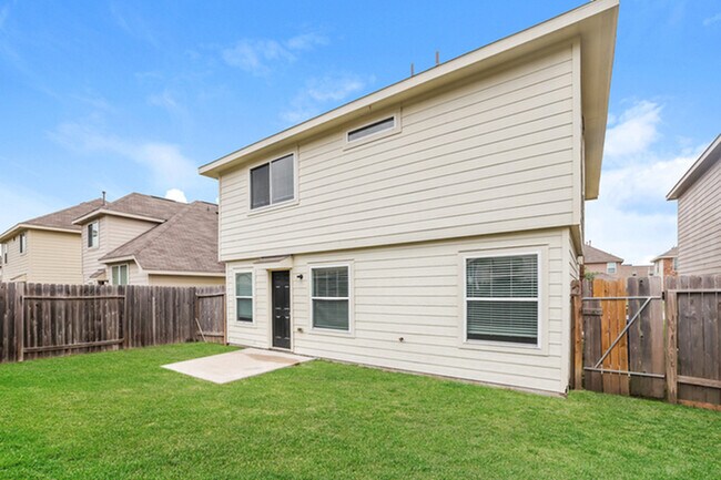 Building Photo - 4246 Silver Ranch Rd
