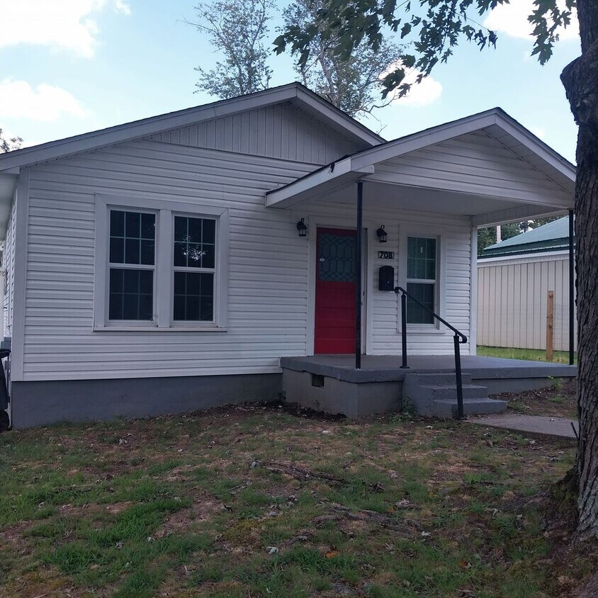 Foto principal - Cottage Style Dollhouse with $300/mo utili...