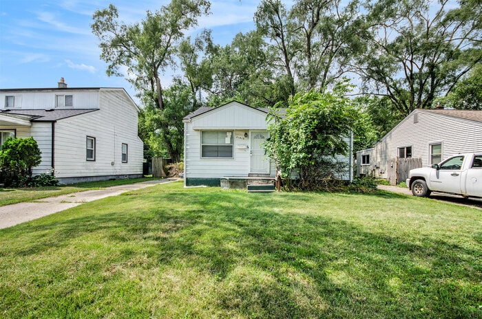Foto principal - 21415 Atlantic Ave