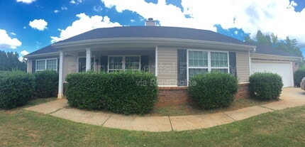 Building Photo - 105 Platte St