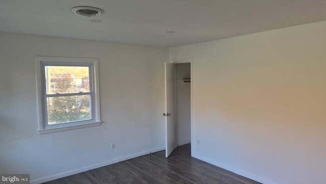 Building Photo - 6419 62nd Pl