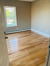 Building Photo - 1051 Broad St