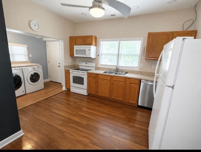 Photo - 1043 Crescent Ave (Lexington, KY) House
