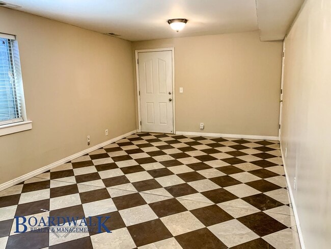 Foto del edificio - 873 W 2400 N St
