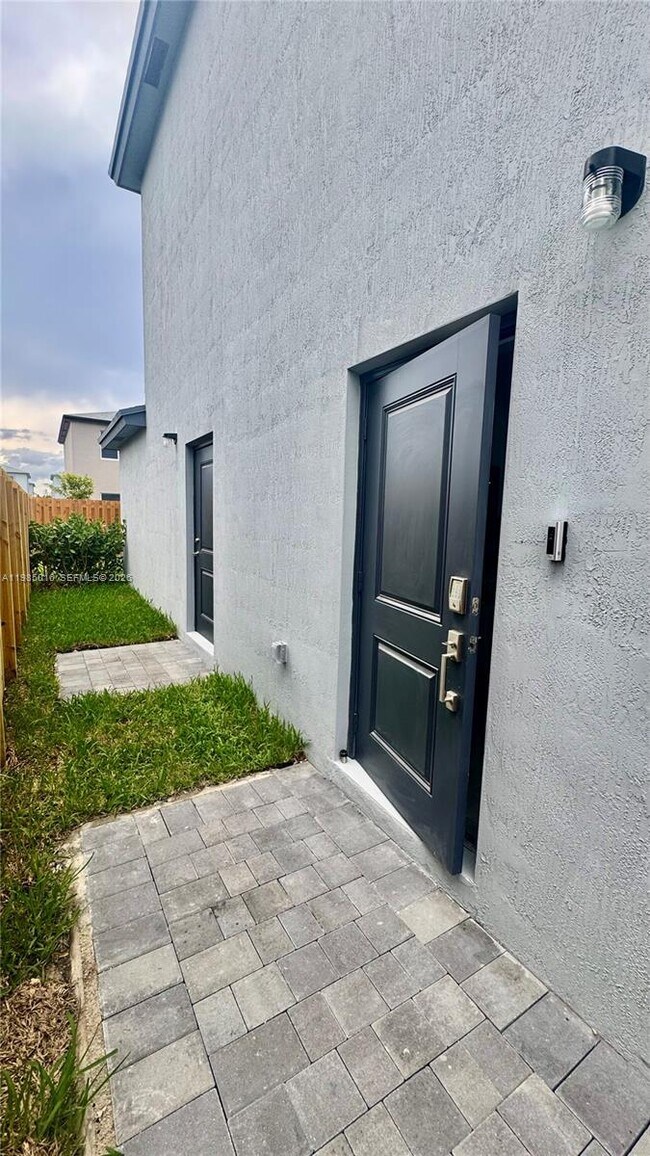 Building Photo - 19479 SW 340th St