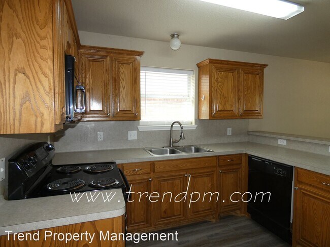 Building Photo - 3 br, 2 bath House - 10712 Irish Glen Trail