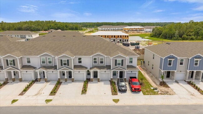 Building Photo - 2474 Skyline Lp