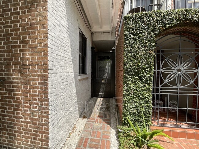 Foto del edificio - 22 Wentworth St