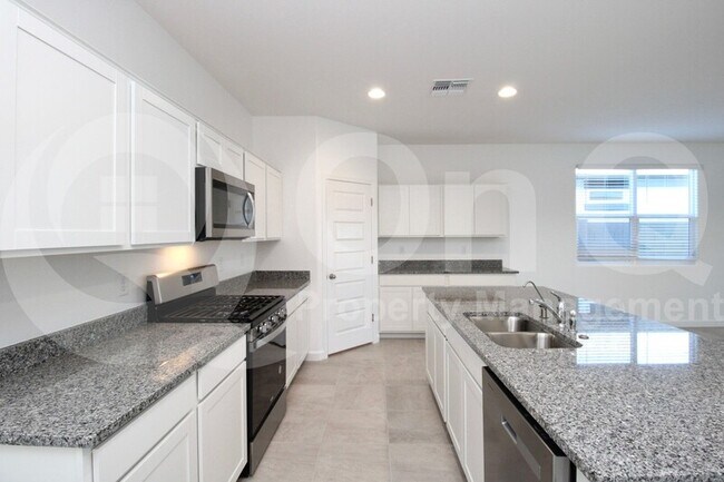 Foto del edificio - 40135 W Venture Rd