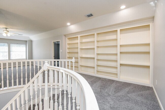 Foto del edificio - 2810 Grassy Knoll Ct