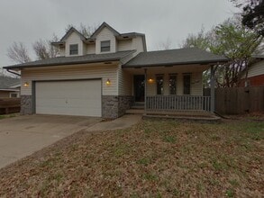 Building Photo - 5809 E 45th St N
