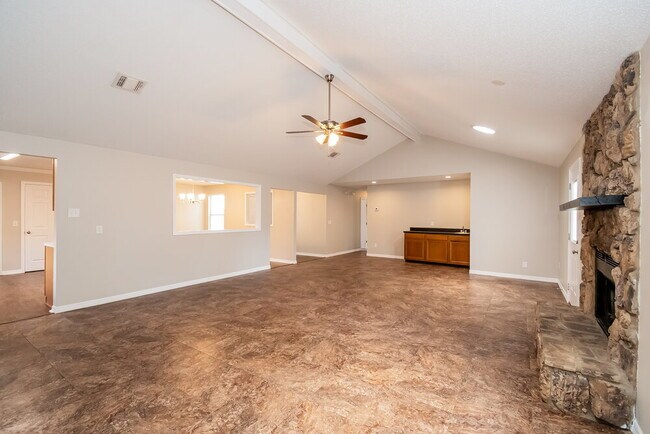 Building Photo - 11041 Losco Jct Dr
