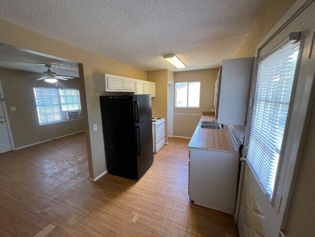 Foto del edificio - Cozy Two-Bedroom Home Conveniently Located in Central Lubbock!