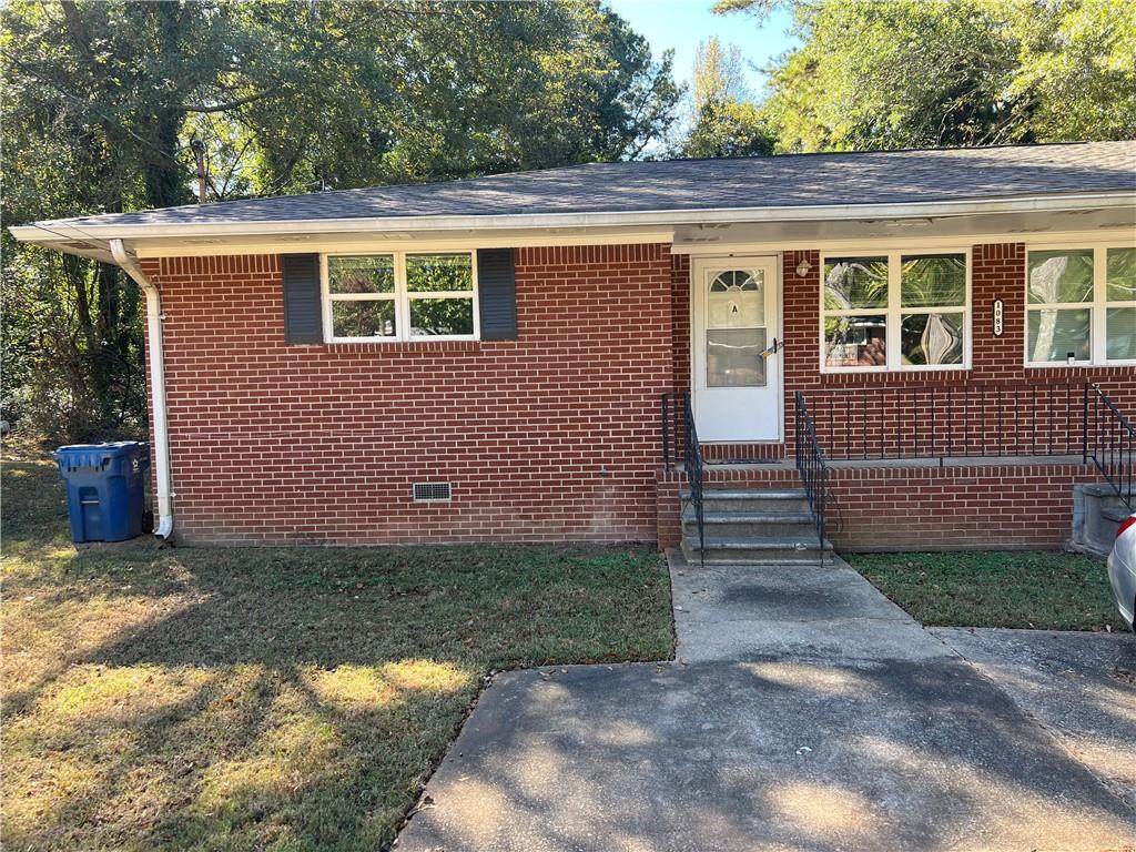 Foto principal - 1083 Center St SW