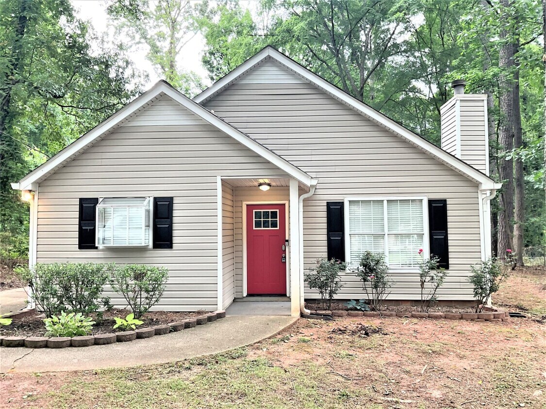 Foto principal - 456 Azalea Dr