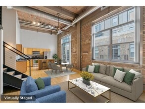 Building Photo - 521 S 7th St