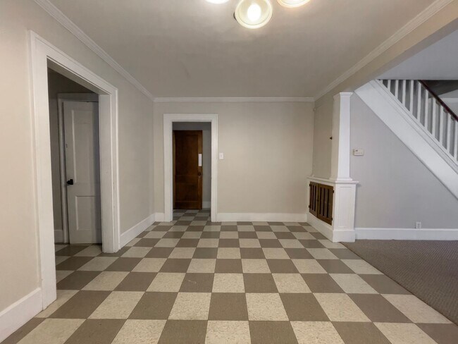 Building Photo - 215 S Talley Ave