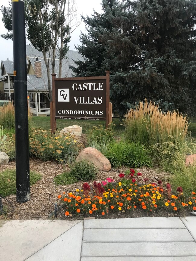 Photo - 6021 Castlegate Dr W Apartment