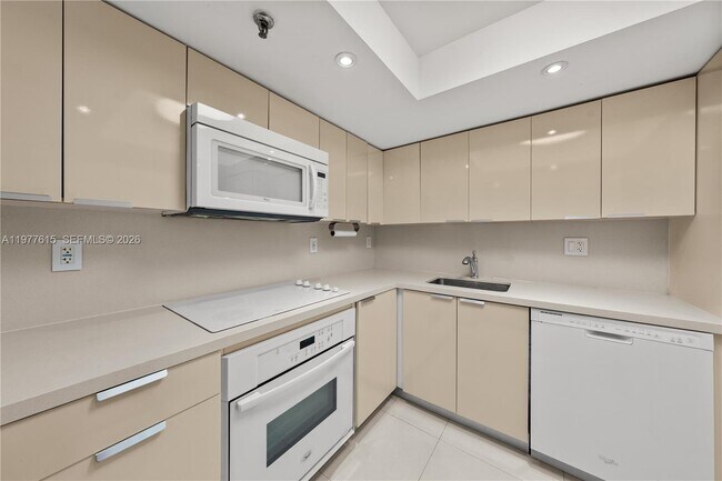 Foto del edificio - 2501 Brickell Ave