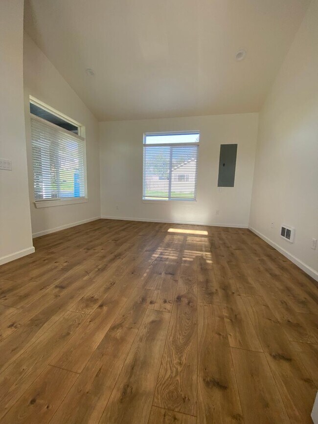 Foto del edificio - BRAND NEW 1 BEDROOM ON OREGON'S ADVENTURE COAST!