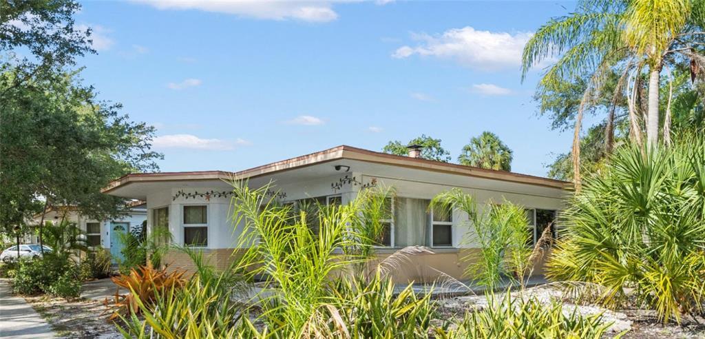 Foto principal - 901 3rd St N