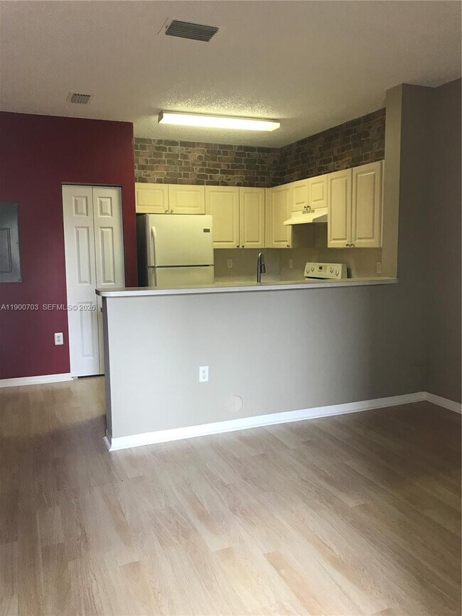 Foto del edificio - 2239 SE 25th Ave