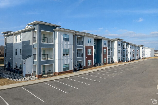 Building Photo - Copper Creek