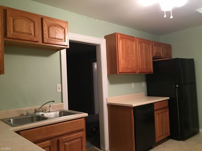 Building Photo - 509 Shenley Dr