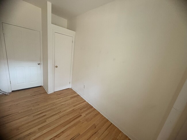 Foto del edificio - 328-330 E 14th St