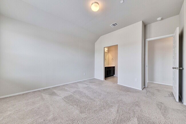 Building Photo - 2800 Joe Dimaggio Blvd
