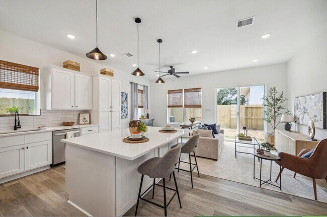 Foto del edificio - 9523 Willow St