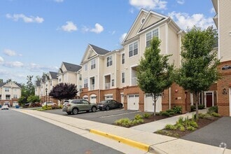 Building Photo - 23235 Milltown Knoll Square