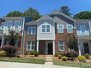 Building Photo - 1030 Beatty Wds Dr