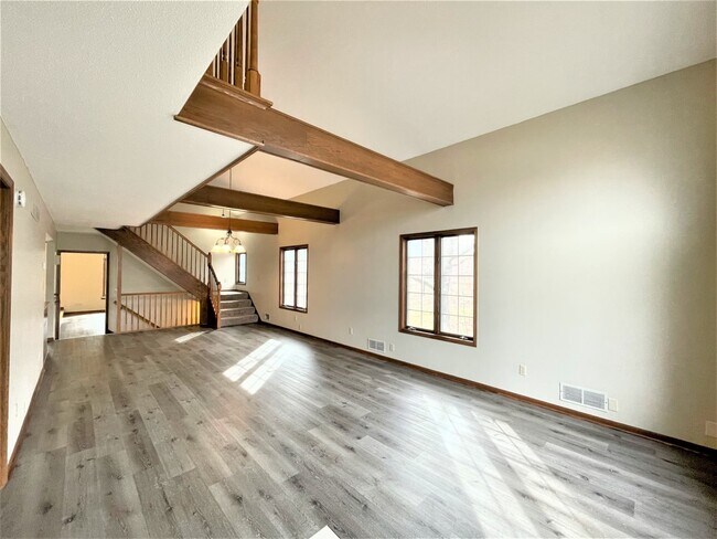 Building Photo - 3024 Furness Ct