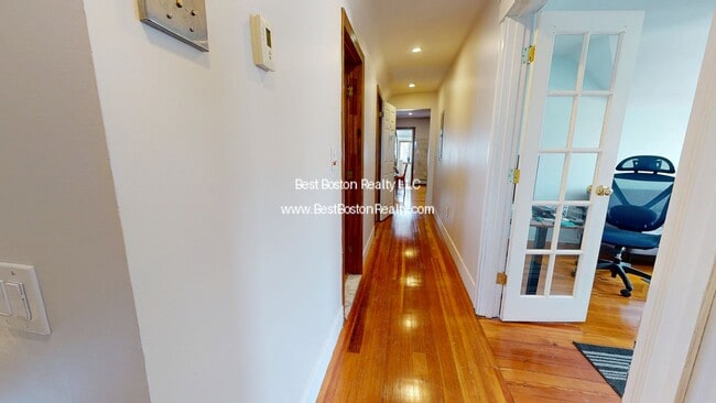 Foto del edificio - 15 Stanley Ave