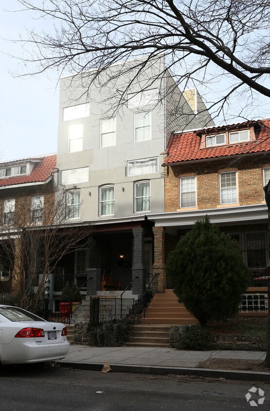 1473 Girard St NW, Washington, DC 20009 Apartments in Washington, DC