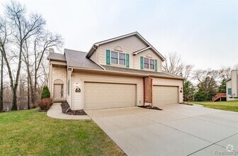 Building Photo - 324 Stratford Ln