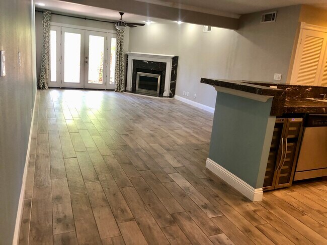 Foto del edificio - 523 Artisan Rd