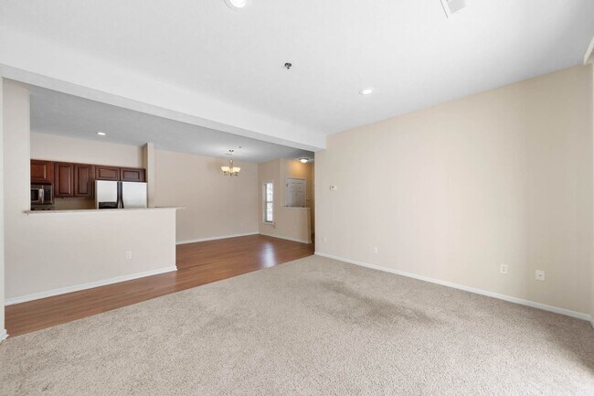 Building Photo - 5625 Irish Way