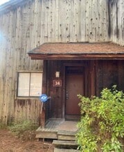 Building Photo - 34 Quail Run