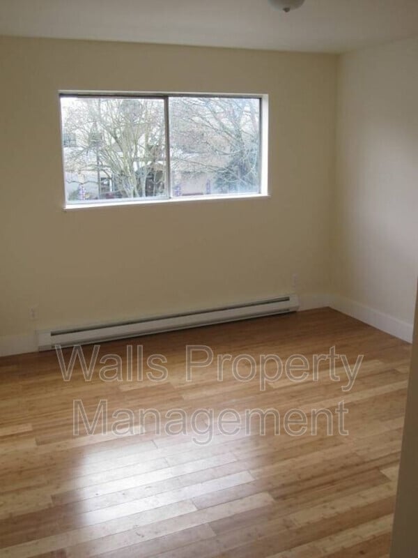 Building Photo - 2114 E Yesler Way