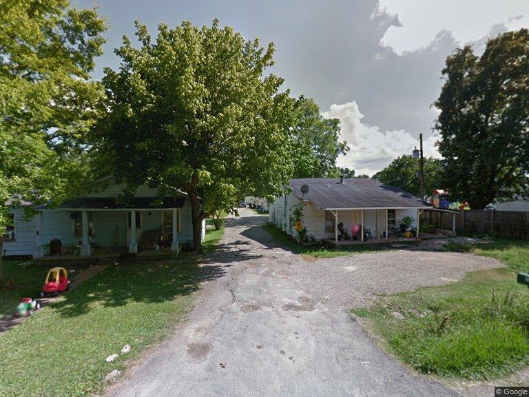 135 Kyle Pl, Savannah, TN 38372 House for Rent in Savannah, TN