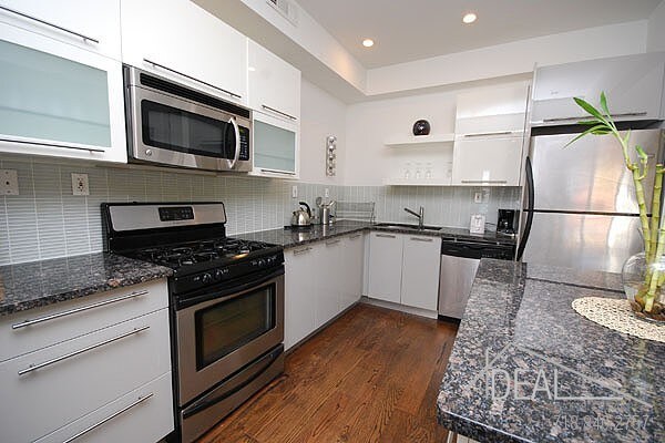 Foto principal - 1756 Dean St