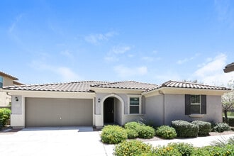 Building Photo - 6851 E Posada Cir
